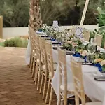 Semesterbostad Rustic Charm For Groups At Orange Grove Farm Lagos
