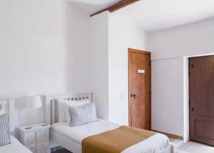 Rustic Charm For Groups At Orange Grove Farm Ferienhaus